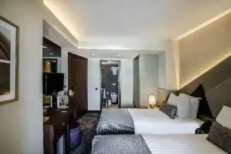 Galata Times Boutique - 275