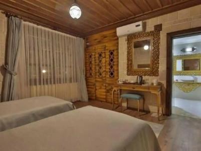 Elevres Stone House - 262