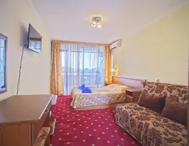 Орешник - 56