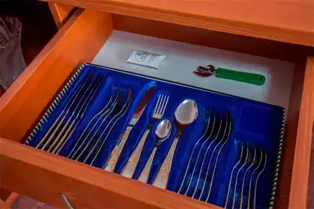 Спутник - 143