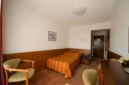 Спутник - 182