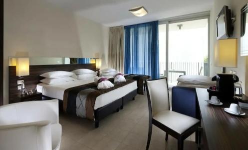 Mercure Rimini Lungomare - 90