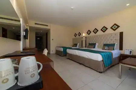 Kamelya K Club - 222