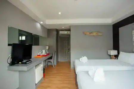 Ark Bar Beach Resort - 161
