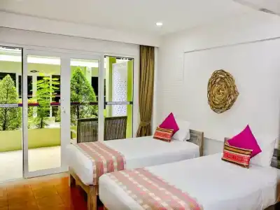 Ark Bar Beach Resort - 215