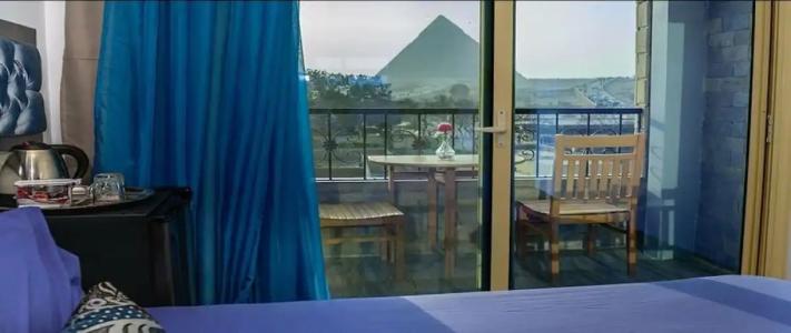 Pyramids View Inn - 490