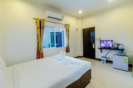 Baan Yuyen Karon Guesthouse - 102