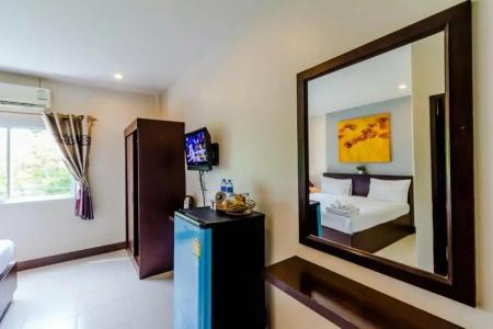 Baan Yuyen Karon Guesthouse - 99