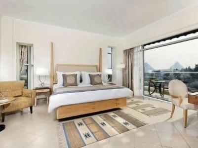 Cairo Pyramids - 578