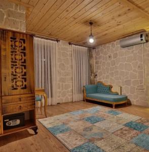 Elevres Stone House - 67