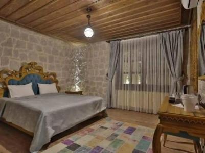 Elevres Stone House - 102