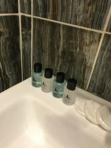 Riverland Suites - 360