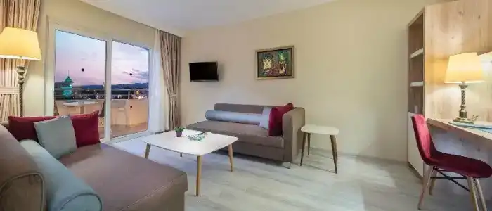Royal Garden Beach - 107