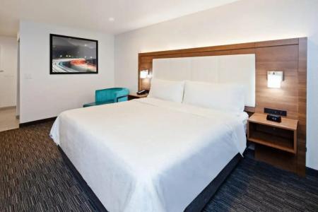 Holiday Inn Express Hollywood Walk Of Fame, An Ihg - 157