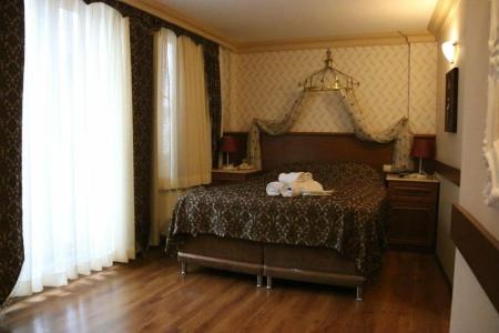 Grand Peninsula - 24