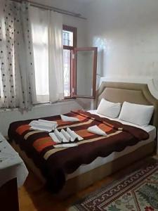 Ottoman Elegance - 228