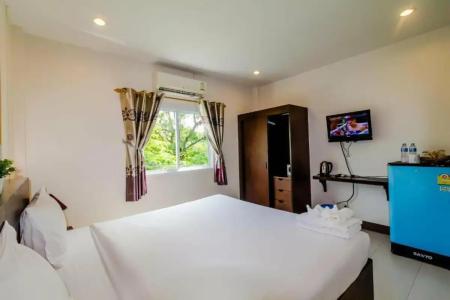 Baan Yuyen Karon Guesthouse - 94