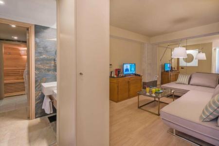 Swell Boutique - 163