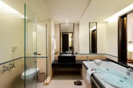 Patong Paragon Resort & Spa Sha Extra Plus - 236