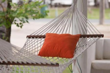 Laemsing Whitehouse - 70