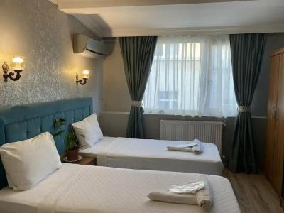Riverland Suites - 172