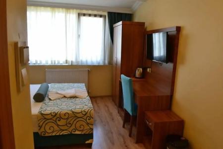 Riverland Suites - 246