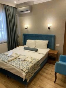Riverland Suites - 447