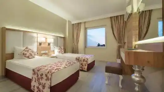 Royal Garden Beach - 102