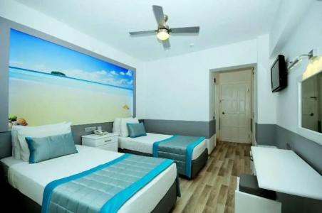 Blue Palace Apart - 128