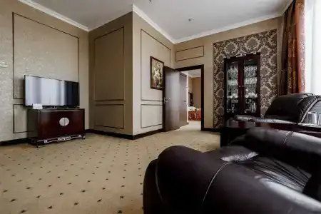 Севан Плаза - 110