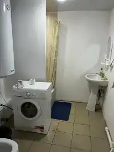 04 - 22