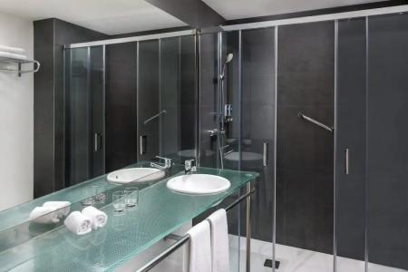 Four Points by Sheraton Barcelona Diagonal - 70