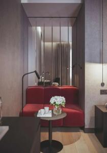 Radisson Red - 112