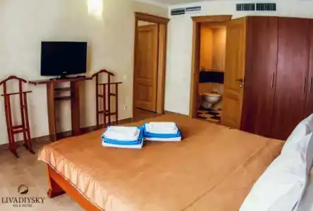 Ливадийский - 69