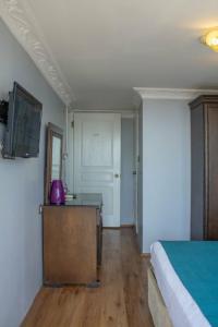 Tulip House - 137