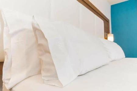 Holiday Inn Express Hollywood Walk Of Fame, An Ihg - 286