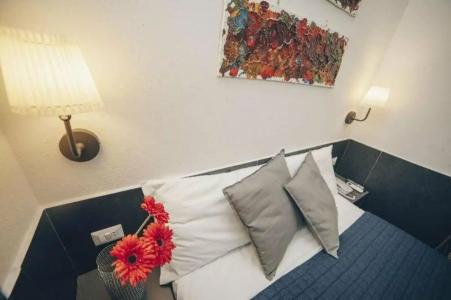 Ideal Boutique - 169