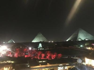Pyramids View Inn - 311