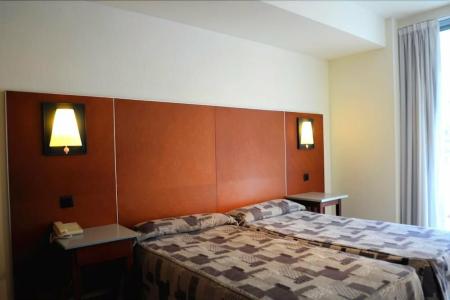 Oasis Plaza - 205