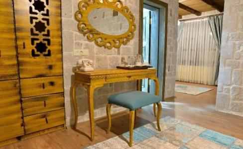 Elevres Stone House - 88