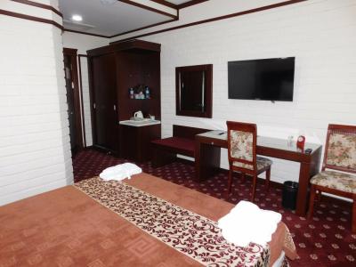 Rakat Plaza - 53