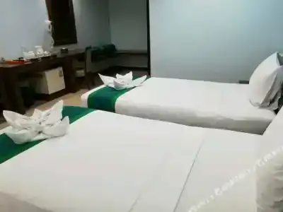 Ark Bar Beach Resort - 182