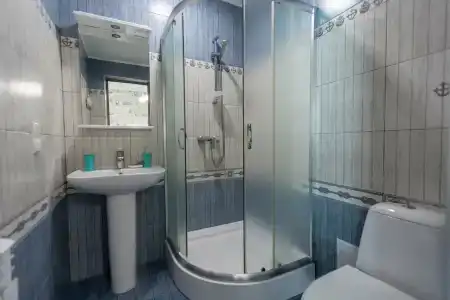 Приморский - 61