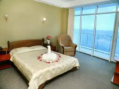 Маджестик - 51