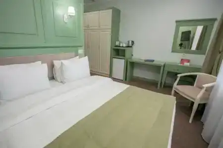 Grand Sapphire - 117