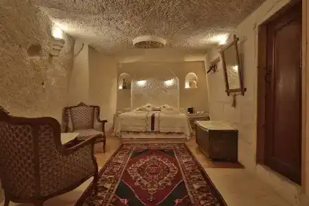 Village Cave House - 20