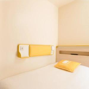 Bloomrooms @ New Delhi Railway Station - 110