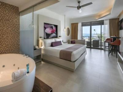 Royalton CHIC Punta Cana - 56