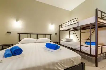 Азовский - 87