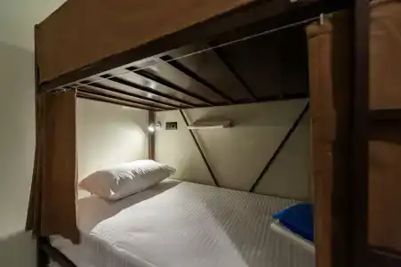 Азовский - 67